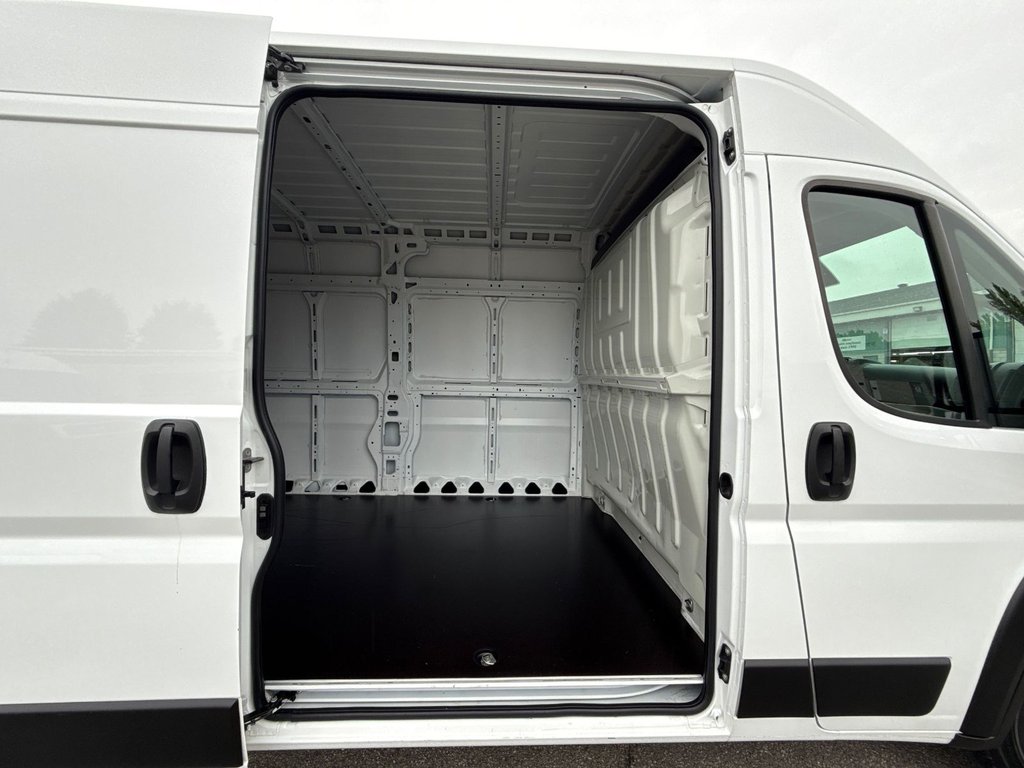 Ram ProMaster Cargo Van 3500 High Roof 159' EXT 2022 à Repentigny, Québec - 18 - w1024h768px