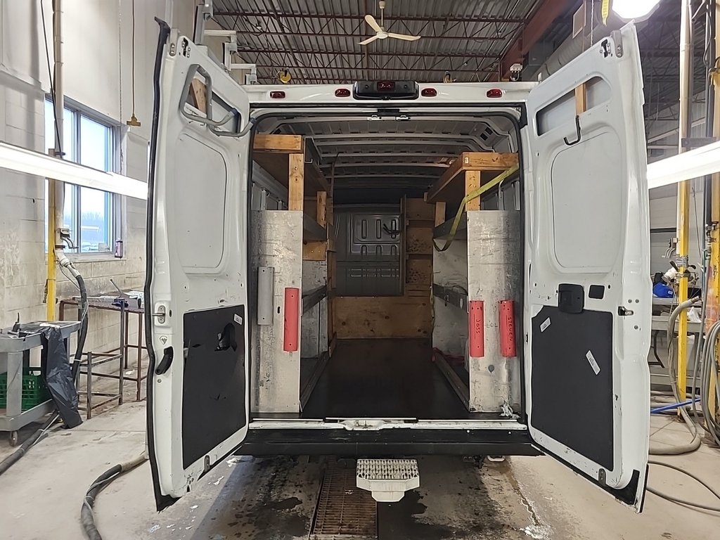 2022 Ram ProMaster Cargo Van 3500 High Roof 159' EXT in Repentigny, Quebec - 5 - w1024h768px