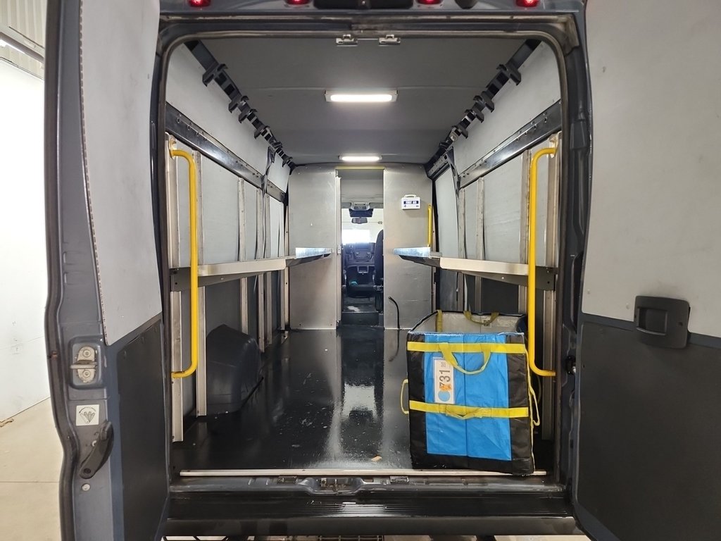 2022 Ram ProMaster Cargo Van 3500 High Roof 159' EXT in Repentigny, Quebec - 4 - w1024h768px