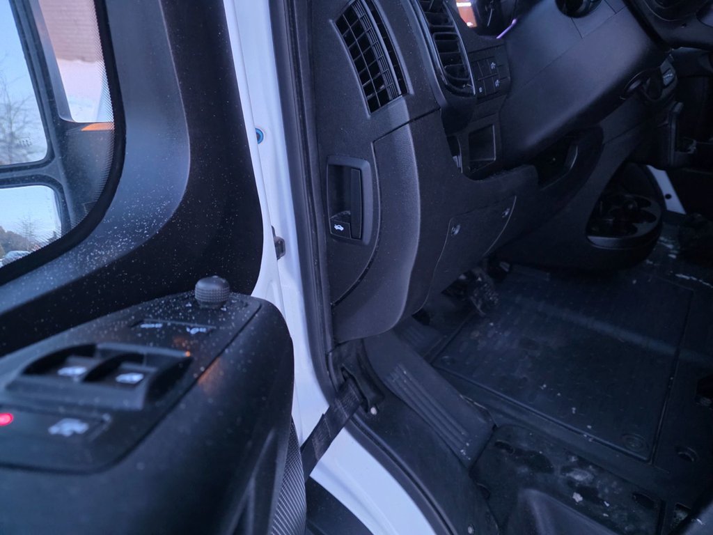 Ram ProMaster Cargo Van 1500 Low Roof 118' 2023 à Repentigny, Québec - 13 - w1024h768px