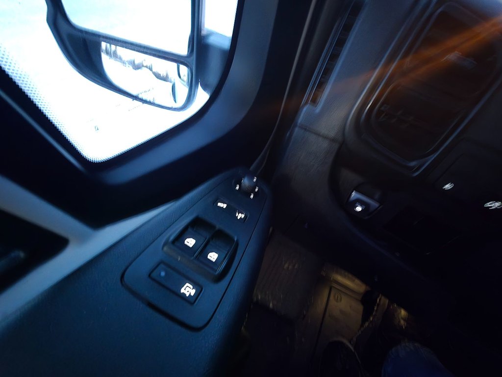 Ram ProMaster Cargo Van 2500 High Roof 136' 2023 à Repentigny, Québec - 16 - w1024h768px