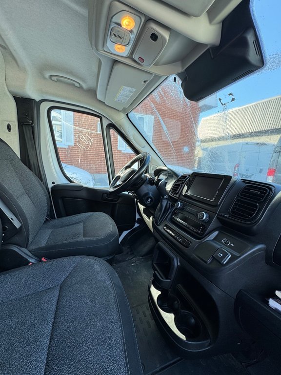 Ram ProMaster Cargo Van 2500 High Roof 136' 2023 à Repentigny, Québec - 8 - w1024h768px