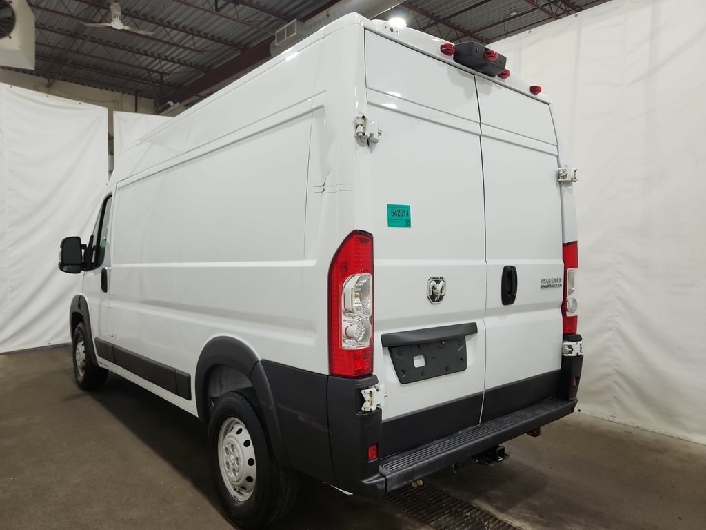 2023 Ram ProMaster Cargo Van 2500 High Roof 136' in Repentigny, Quebec - 3 - w1024h768px