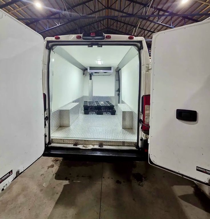 Ram ProMaster Cargo Van 3500 High Roof 159' 2023 à Repentigny, Québec - 3 - w1024h768px