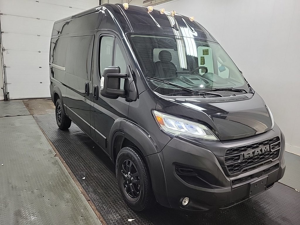 2023 Ram ProMaster Cargo Van 2500 High Roof 136’ in Repentigny, Quebec - 1 - w1024h768px