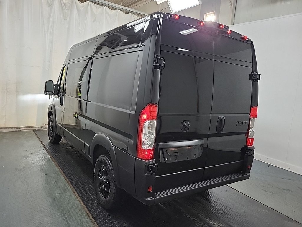 2023 Ram ProMaster Cargo Van 2500 High Roof 136’ in Repentigny, Quebec - 6 - w1024h768px