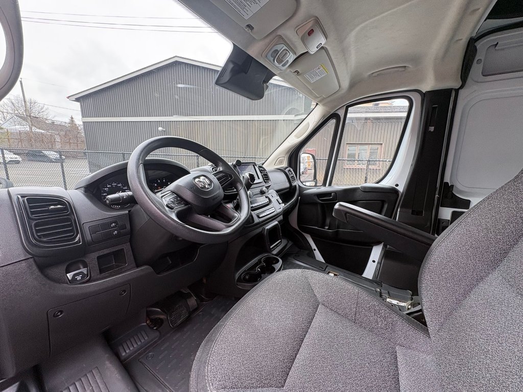 Ram ProMaster Cargo Van 2500 High Roof 136' 2023 à Repentigny, Québec - 12 - w1024h768px