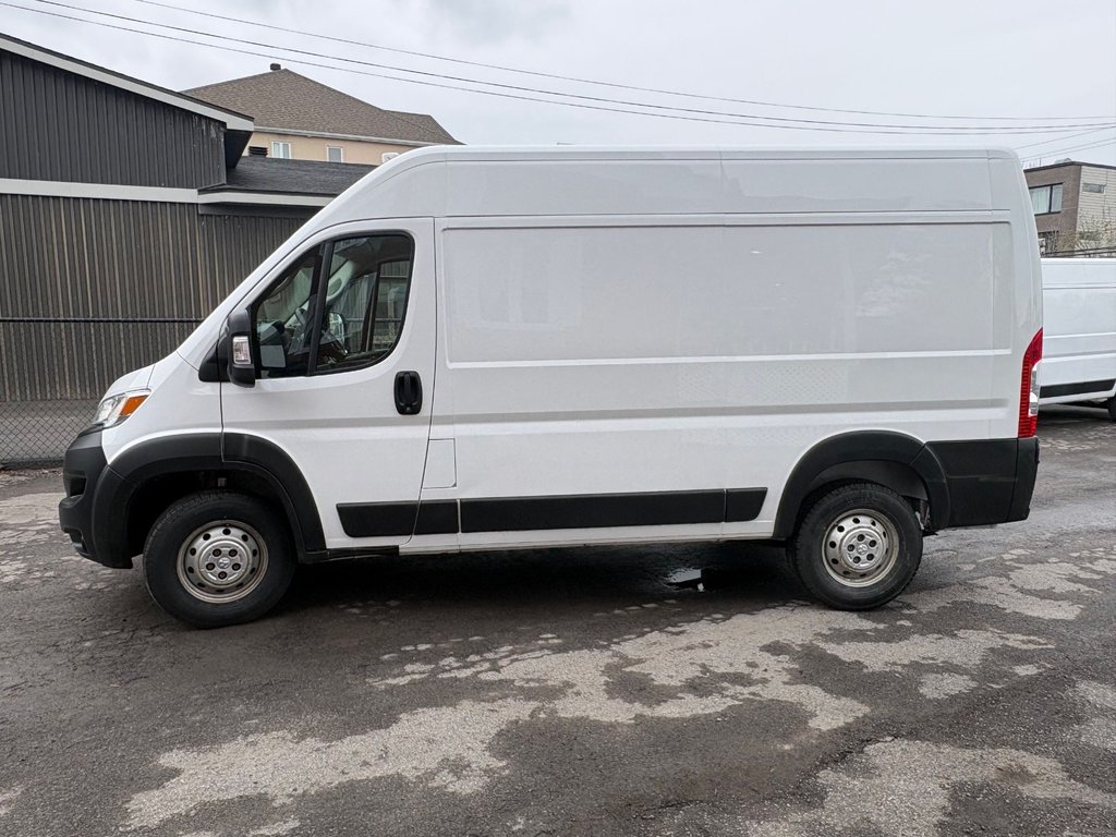 Ram ProMaster Cargo Van 2500 High Roof 136' 2023 à Repentigny, Québec - 5 - w1024h768px