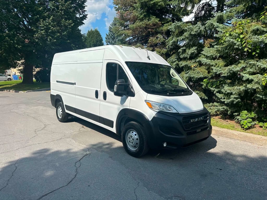 Ram ProMaster Cargo Van 2500 High Roof 159' 2023 à Repentigny, Québec - 3 - w1024h768px
