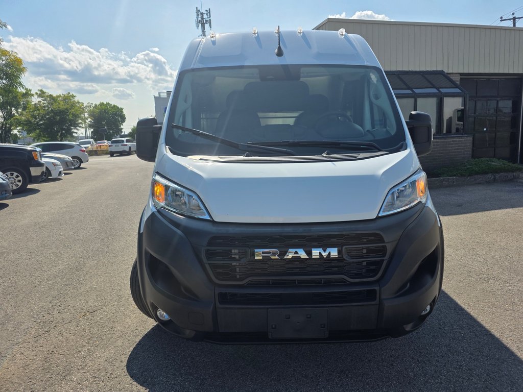 2025 Ram ProMaster Cargo Van 3500 High Roof 159’ in Saint-Sulpice, Quebec - 4 - w1024h768px