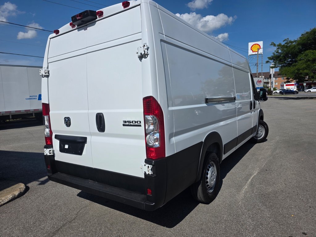 2025 Ram ProMaster Cargo Van 3500 High Roof 159’ in Saint-Sulpice, Quebec - 8 - w1024h768px