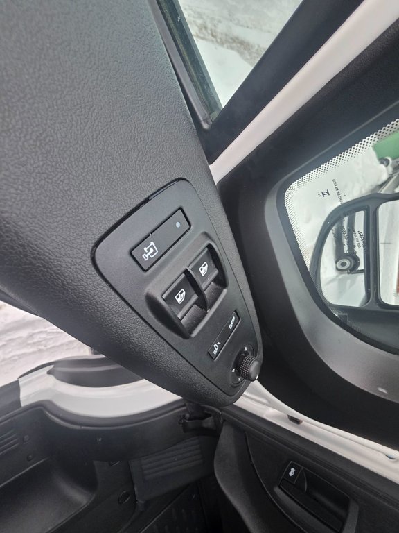 2025 Ram ProMaster Cargo Van 3500 High Roof 159' EXT in Repentigny, Quebec - 12 - w1024h768px