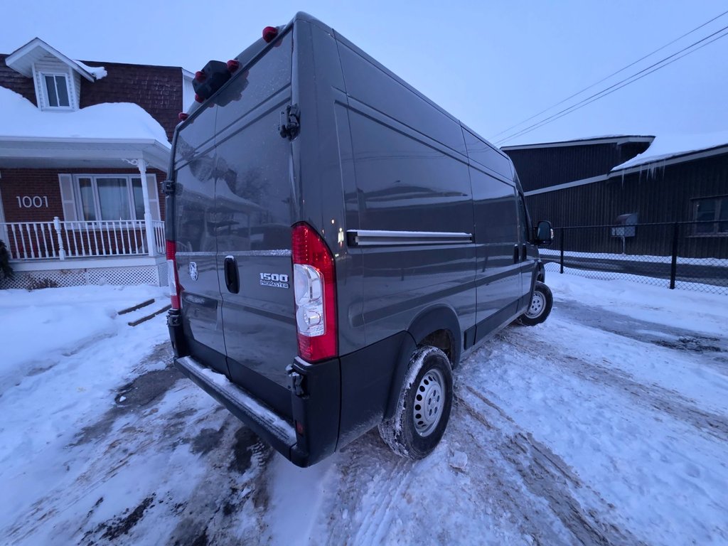 2025 Ram ProMaster Cargo Van 1500 High Roof 136' in Repentigny, Quebec - 7 - w1024h768px