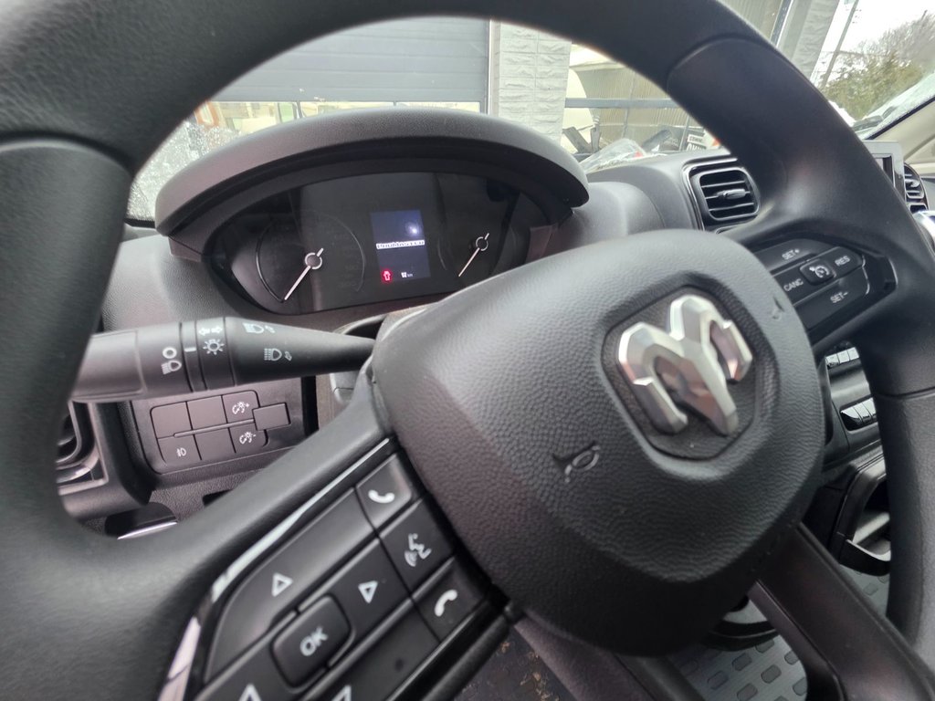 2025 Ram ProMaster Cargo Van 2500 High Roof 136' in Repentigny, Quebec - 13 - w1024h768px