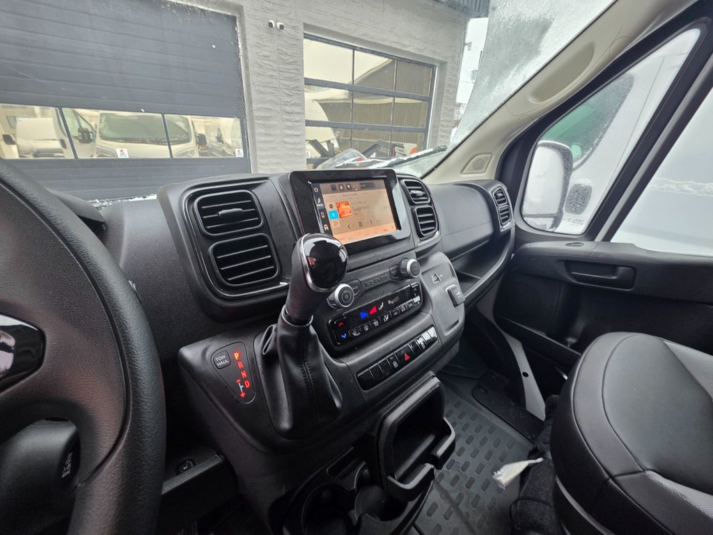 2025 Ram ProMaster Cargo Van 2500 High Roof 136' in Repentigny, Quebec - 9 - w1024h768px