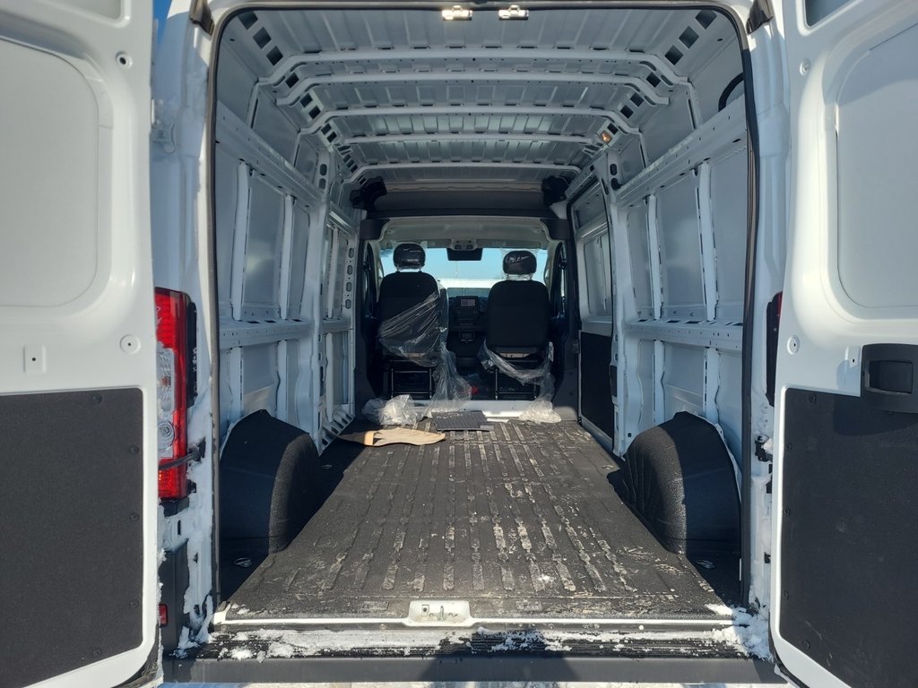 Ram ProMaster Cargo Van 2500 High Roof 159' 2025 à Repentigny, Québec - 4 - w1024h768px