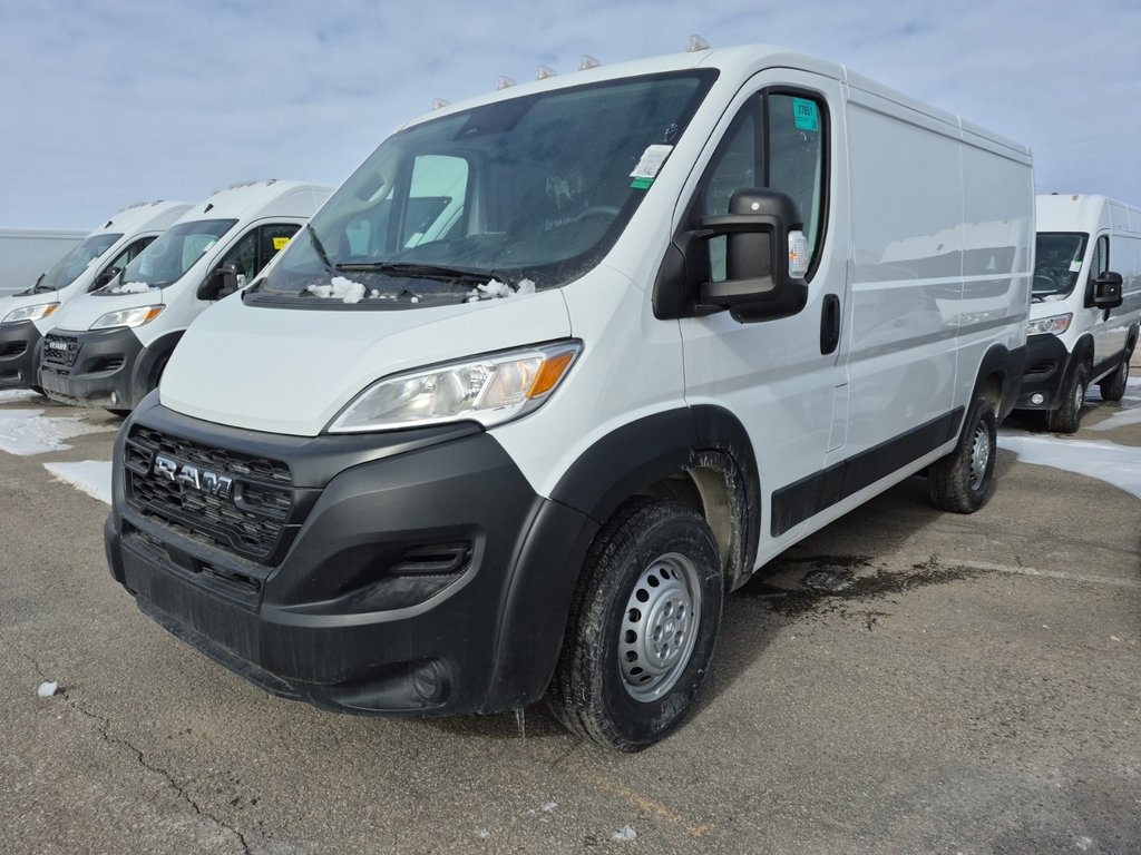 Ram ProMaster Cargo Van Low Roof 136' 2025 à Repentigny, Québec - 1 - w1024h768px