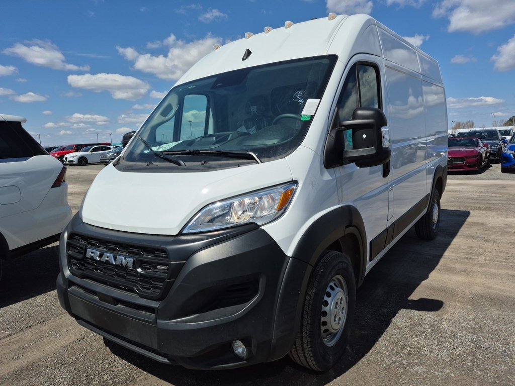 Ram ProMaster Cargo Van 1500 High Roof 136' 2025 à Repentigny, Québec - 1 - w1024h768px