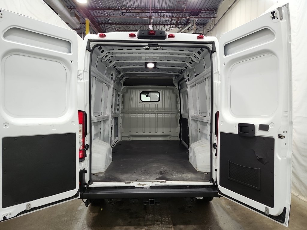 Ram ProMaster Cargo Van 3500 High Roof 159' 2025 à Repentigny, Québec - 3 - w1024h768px