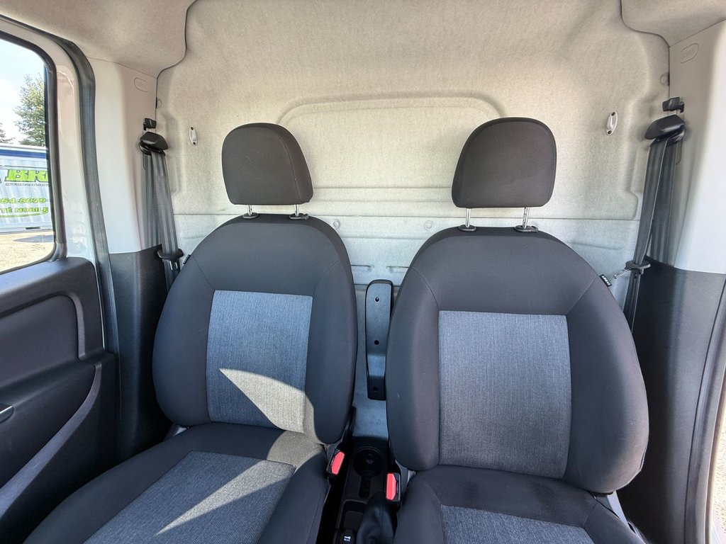 Ram ProMaster City Cargo Van SLT 2018 à Saint-Sulpice, Québec - 17 - w1024h768px