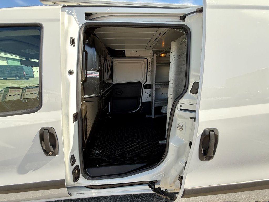 Ram ProMaster City Cargo Van SLT 2018 à Saint-Sulpice, Québec - 16 - w1024h768px