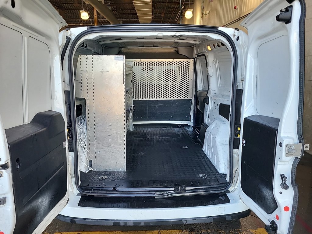 2019 Ram ProMaster City Cargo Van SLT in Saint-Sulpice, Quebec - 4 - w1024h768px
