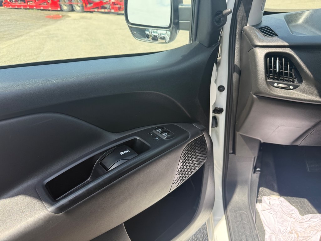 2021 Ram ProMaster City Cargo Van ST in Saint-Sulpice, Quebec - 19 - w1024h768px