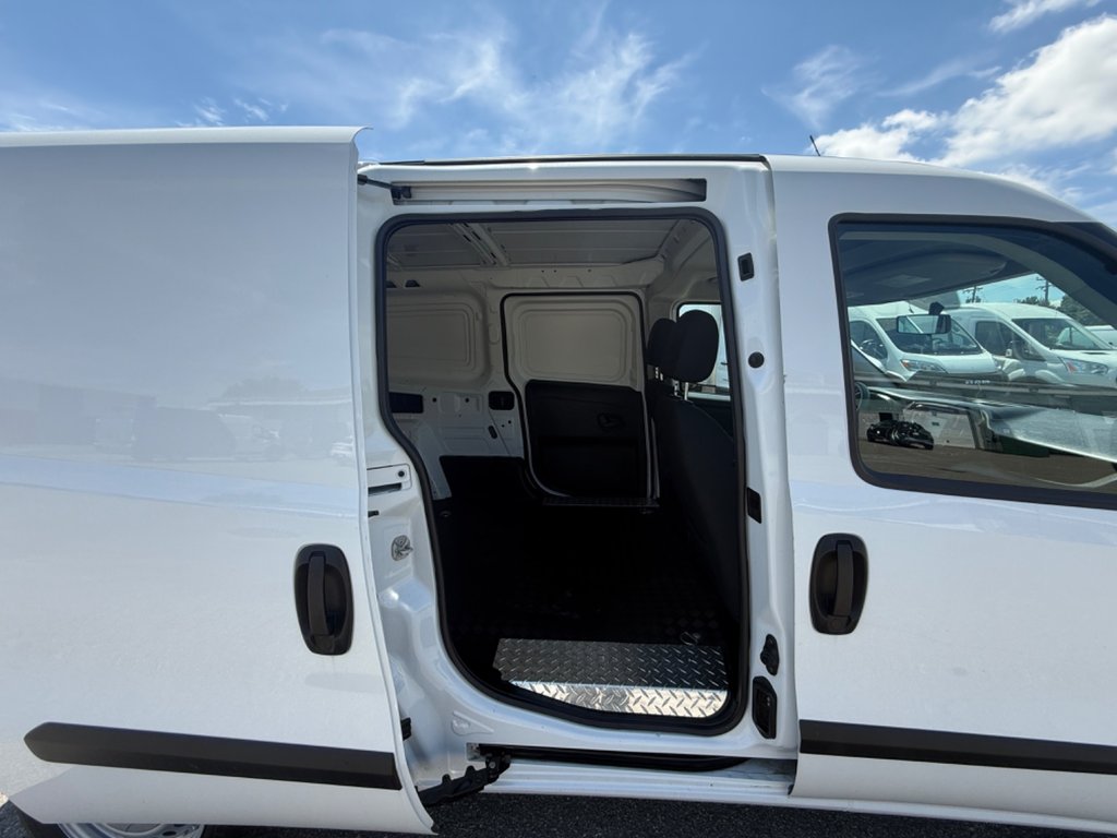 2022 Ram ProMaster City Cargo Van in Saint-Sulpice, Quebec - 16 - w1024h768px