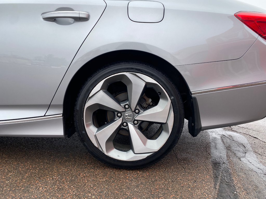 2019 Honda Accord Sedan Touring-3