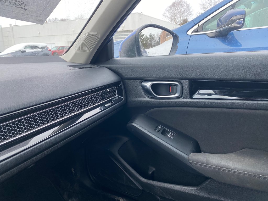 2022 Honda Civic Sedan EX-3