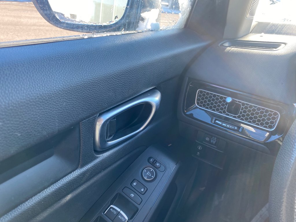 Honda Civic Sedan  2023-4