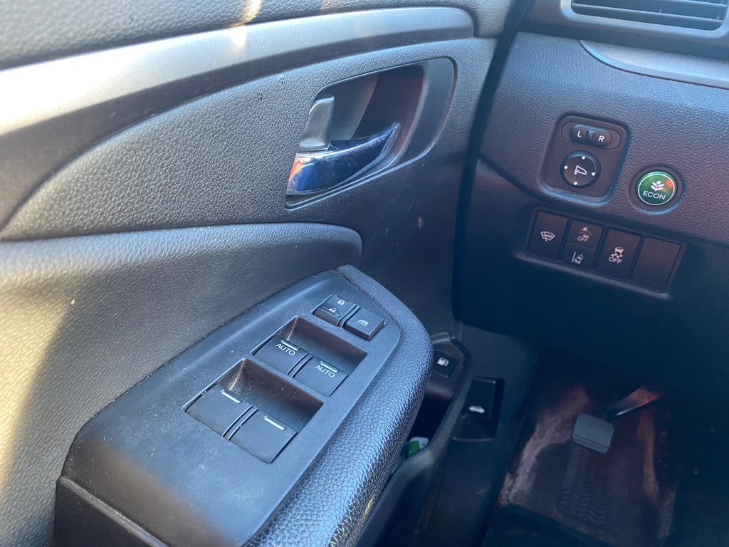 Honda Pilot LX 2021-1