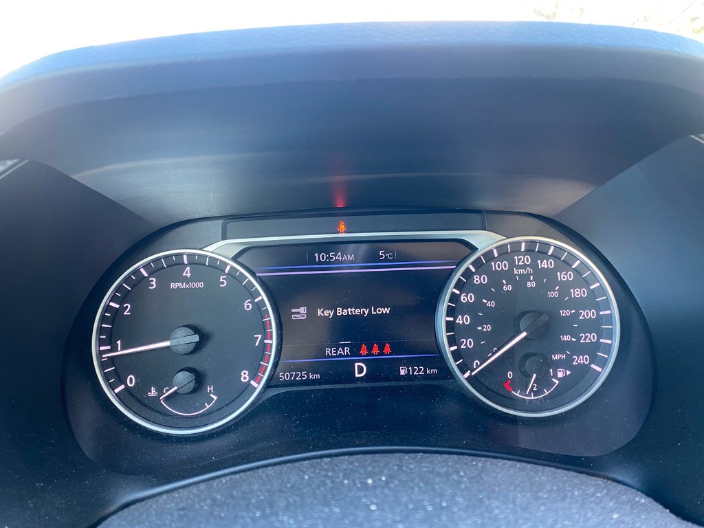 Nissan Sentra SV 2022-1