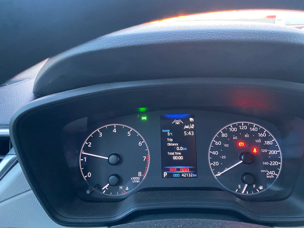 Toyota Corolla Cross L 2023-6