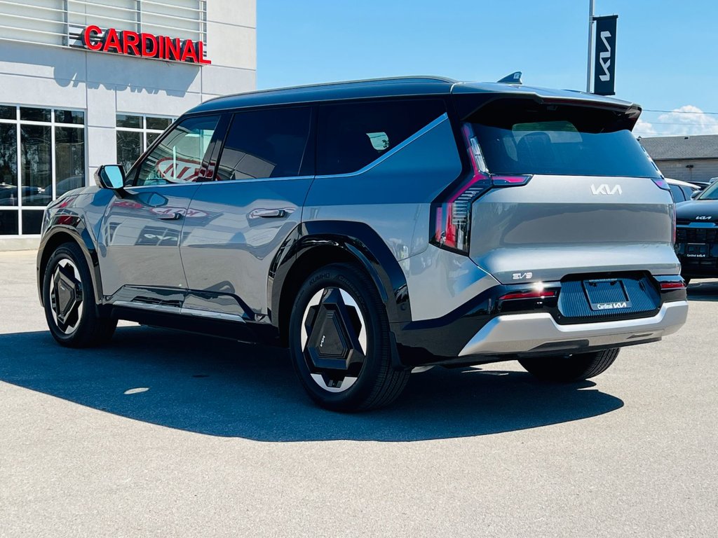 2026 Kia EV9 Land AWD w/ Premium Package-1