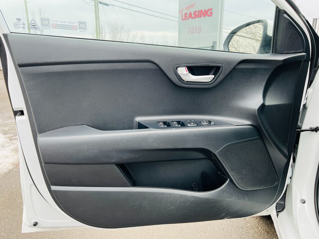 2021 Kia Rio 5-door LX+-6