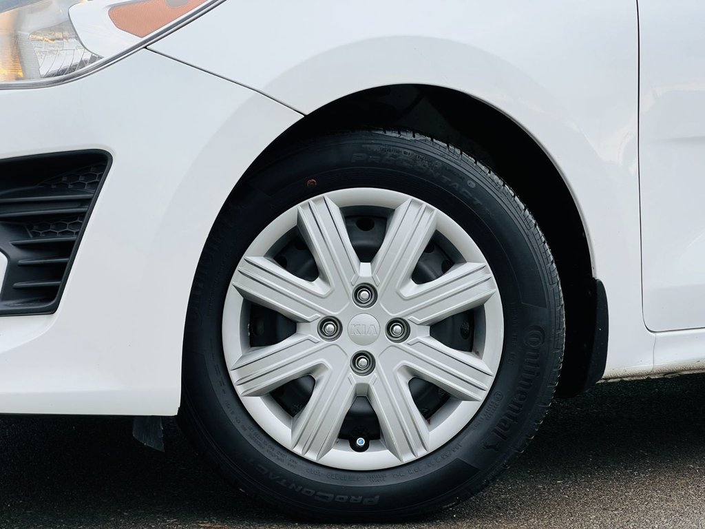 2021 Kia Rio 5-door LX+-4