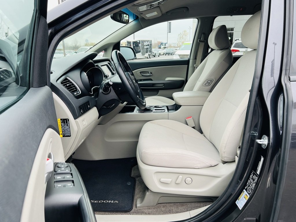 2020 Kia Sedona LX+ 3.3L-7