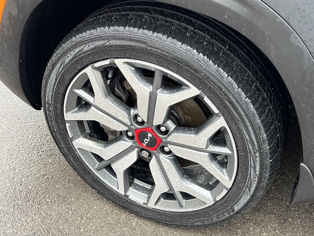 2023 Kia Seltos SX Turbo-4