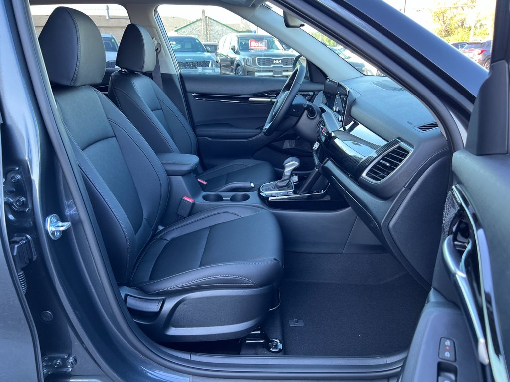 Kia Seltos EX 2026-7