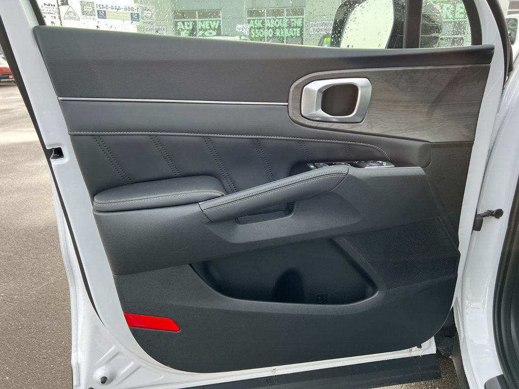 2025 Kia Sorento X-Line-5