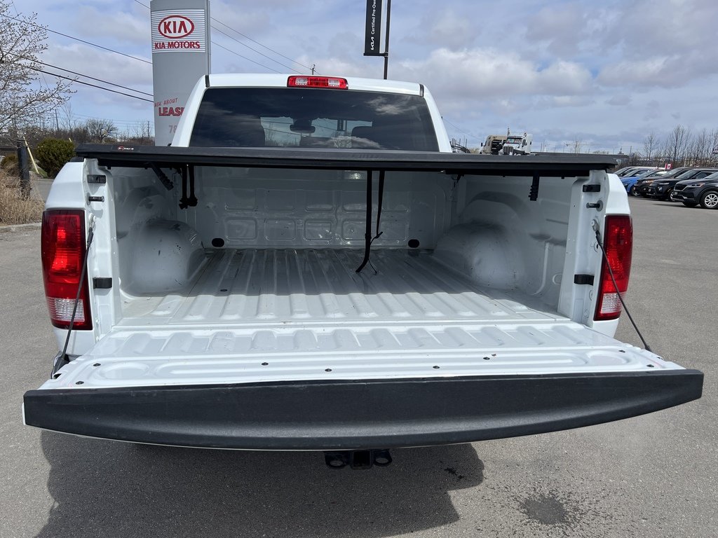 Ram 1500 Classic SLT 2023-2