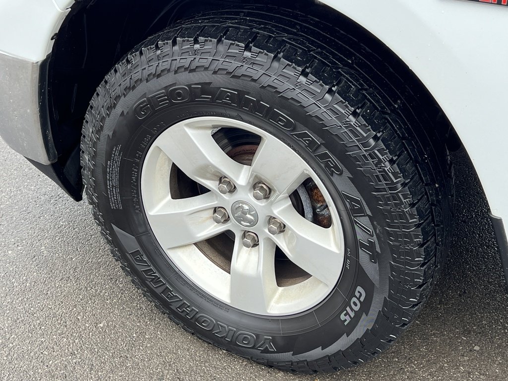 2023 Ram 1500 Classic SLT-6