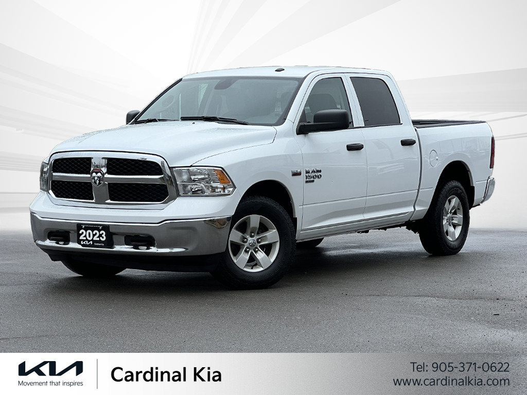 2023 Ram 1500 Classic SLT-0