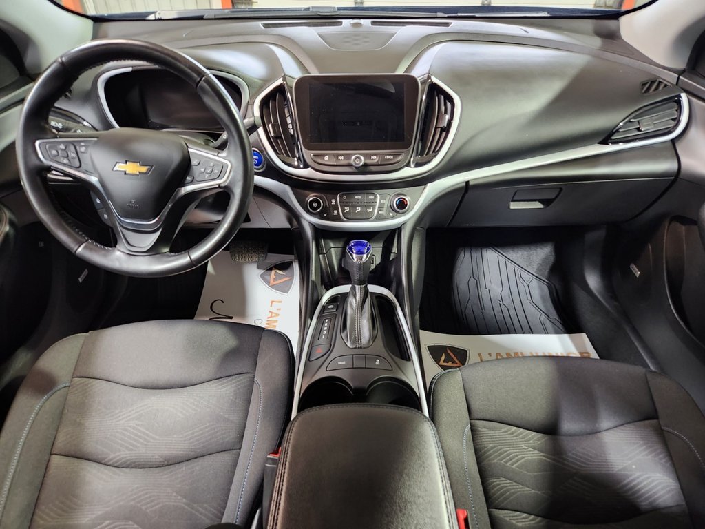 2019 Chevrolet Volt in Sept-Îles, Quebec - 16 - w1024h768px