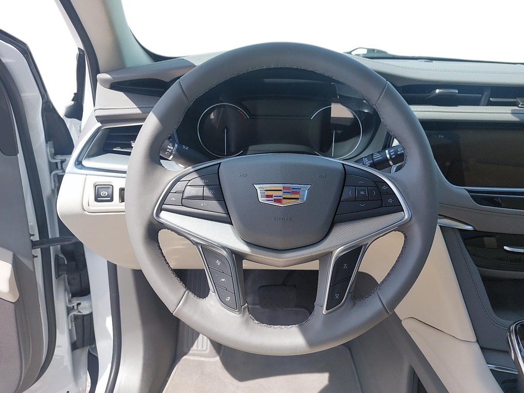 Cadillac XT5  2022 à Baie-Comeau, Québec - 12 - w1024h768px