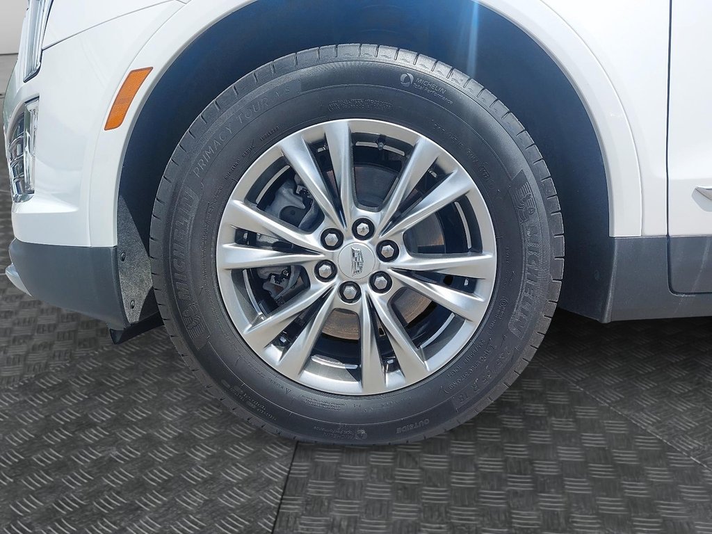 Cadillac XT5  2022 à Baie-Comeau, Québec - 7 - w1024h768px