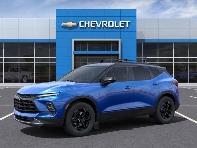 Chevrolet Blazer  2024 à Jonquière, Québec - 2 - w1024h768px