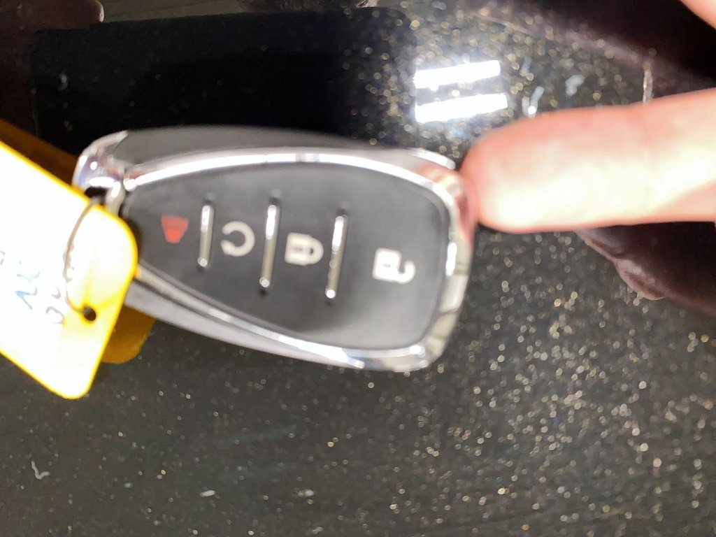 Chevrolet BOLT EUV  2022 à Jonquière, Québec - 23 - w1024h768px