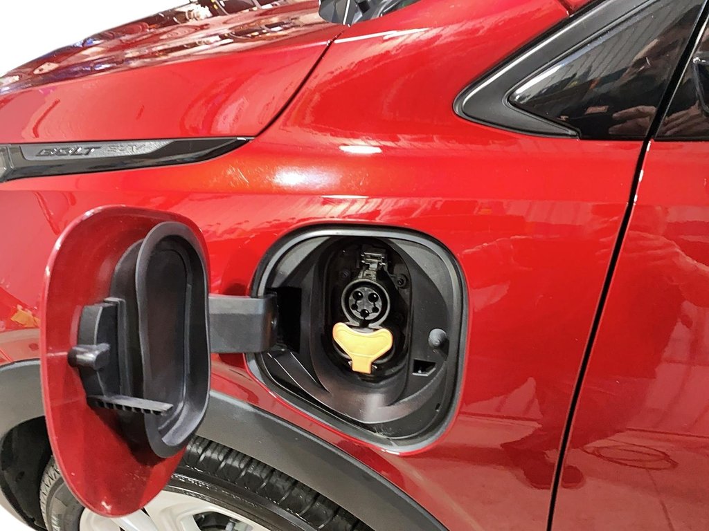 2022 Chevrolet Bolt EUV in Baie-Comeau, Quebec - 20 - w1024h768px